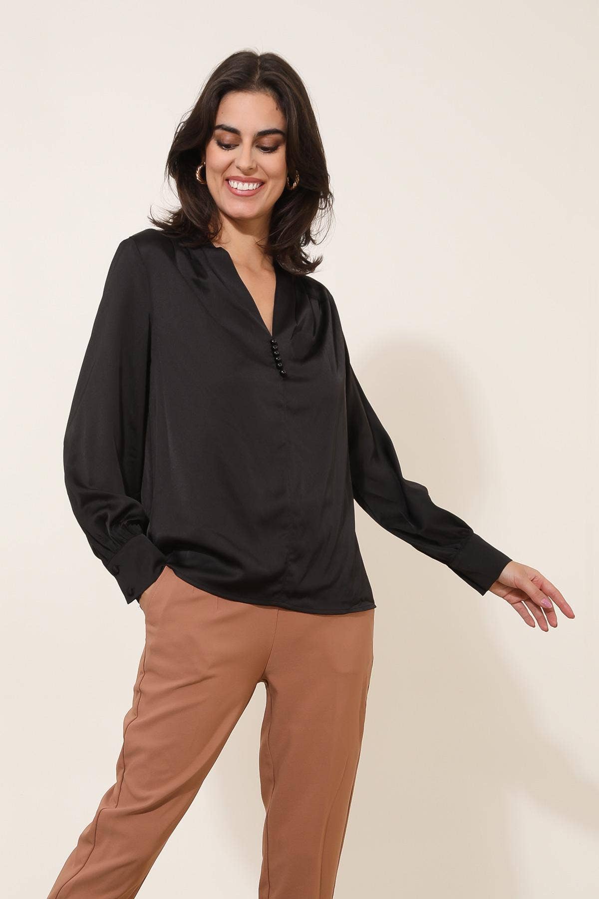 LULUMARY - Vendita all'ingrosso Camicetta - Donna - Blusa satinata H6729