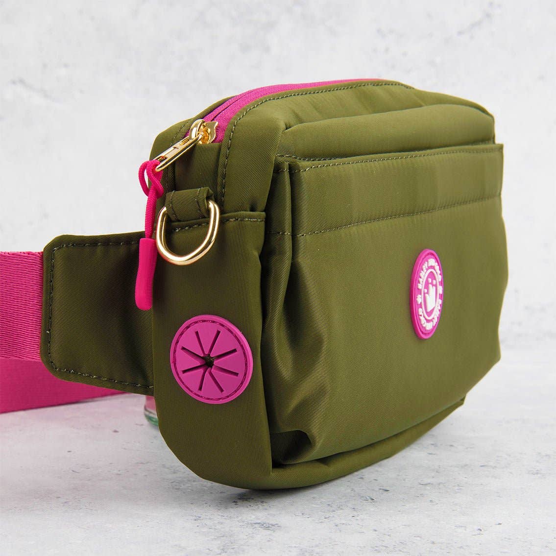 Bailey and Coco - Wholesale Belt Bag - Women's - Magnetic Snap Dog Walking Bum Bag - Olive it Hot2