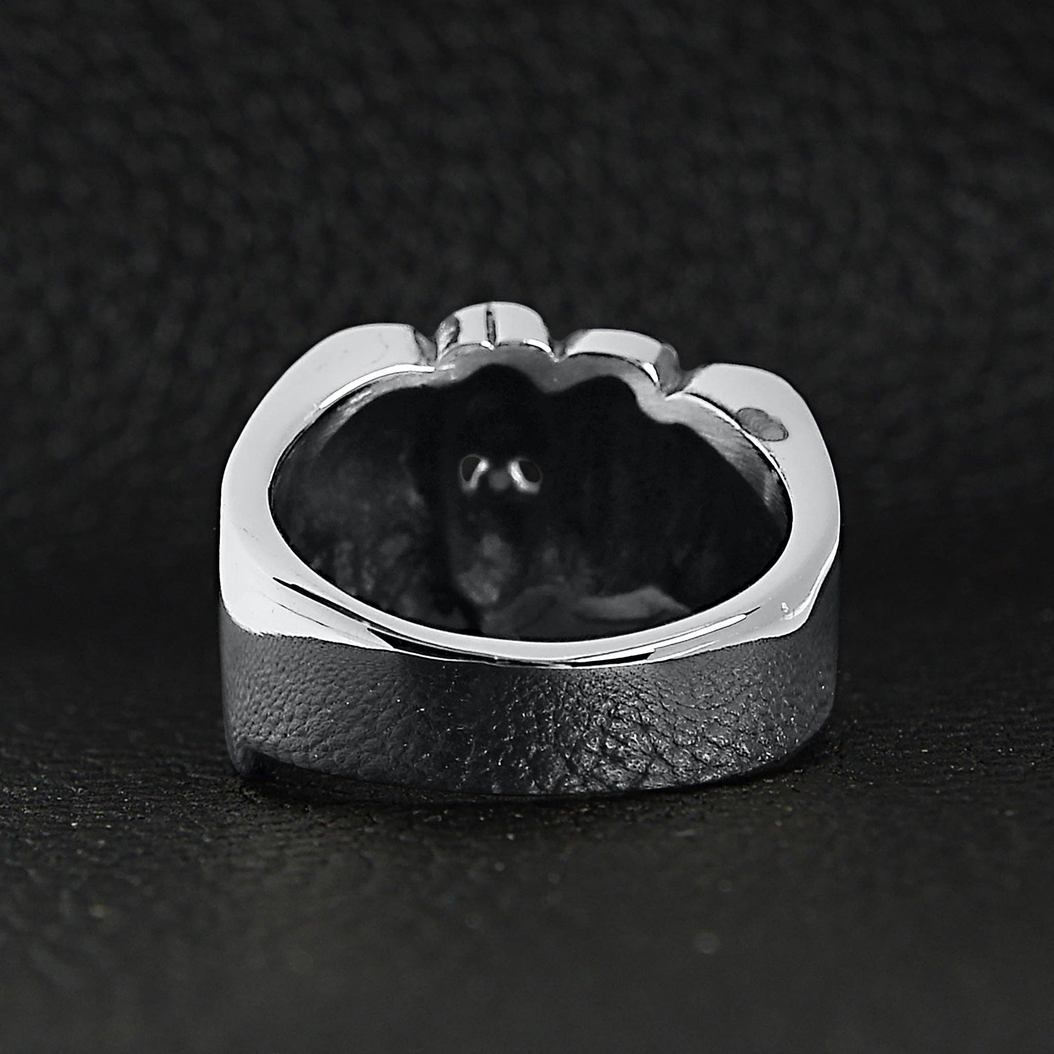 WJW - Wholesale Cocktail/Statement Ring - Stainless Steel Biker Rings Fist Ring5