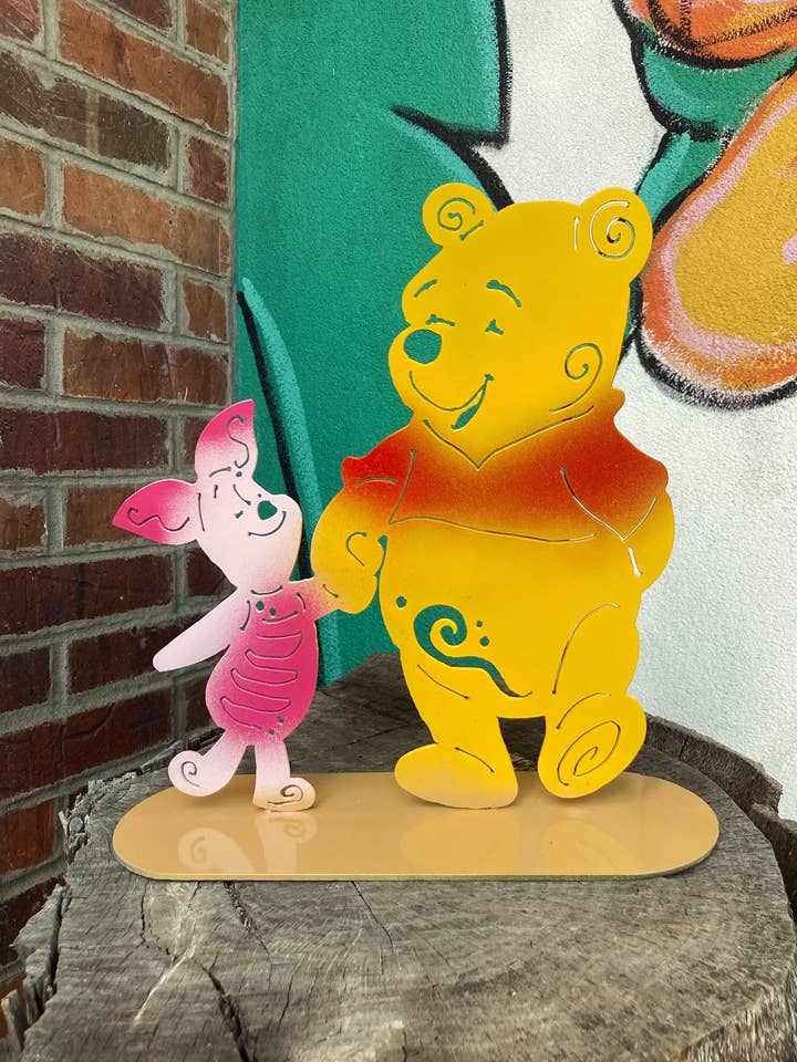 Poeh en Knorretje voor wholesale door Garden Deva Sculpture Co.