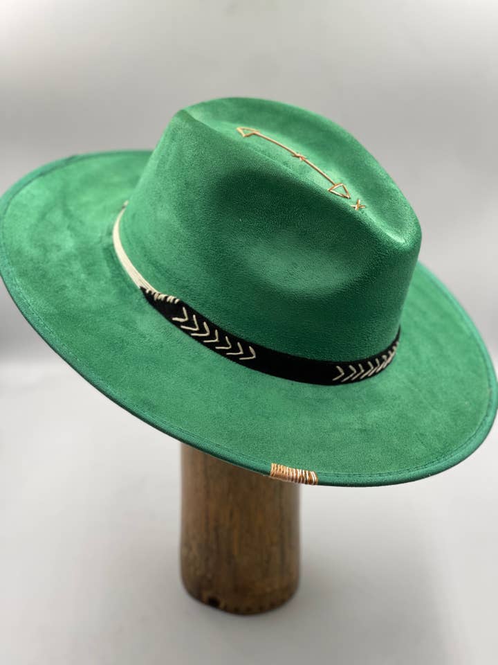 Ogun Ecco Veganer Wildleder-Fedora, handgefertigt in Mexiko für den Großhandel von Wear Libre