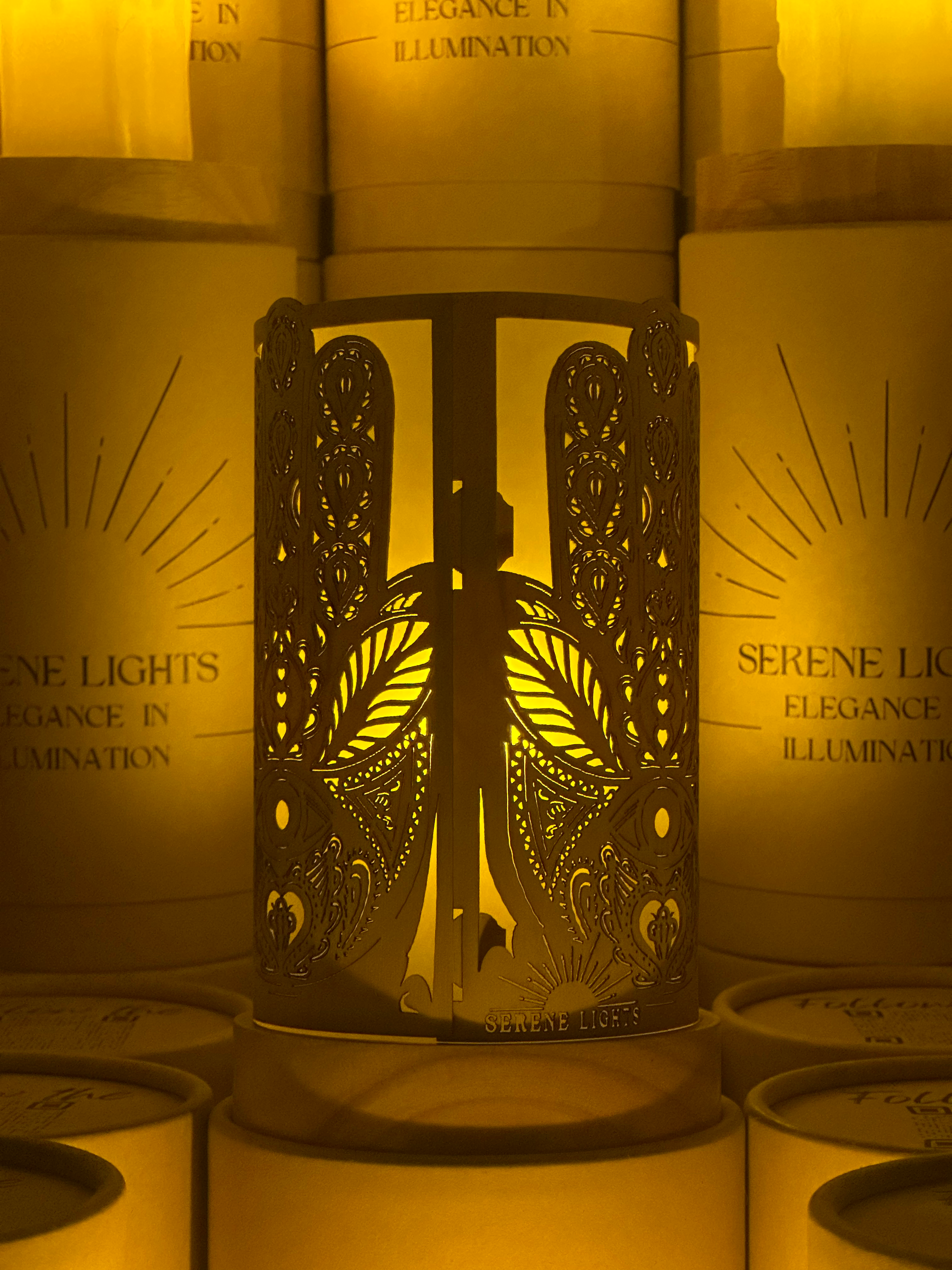 Serene Lights - Vente Décorations de table - Hamsa, Bougeoir Décoratif – Gravé au Laser, Placage de Bois Fait Main, Bougie LED Rechargeable7