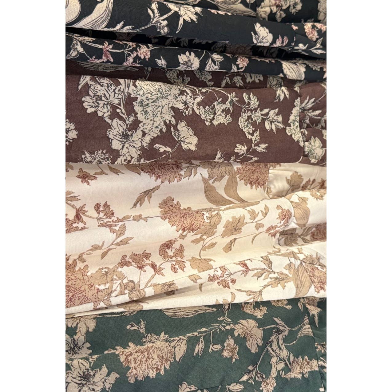 Curve Market - Wholesale Dress - Women's - PLUS SIZE CHIFFON FLORAL PRINT SMOCKED WAIST LONG SLEEVE POC2