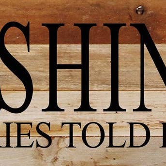 Des histoires de pêche racontées ici/Panneau en bois récupéré de 14 « x 6" pour la vente par Second Nature by Hand