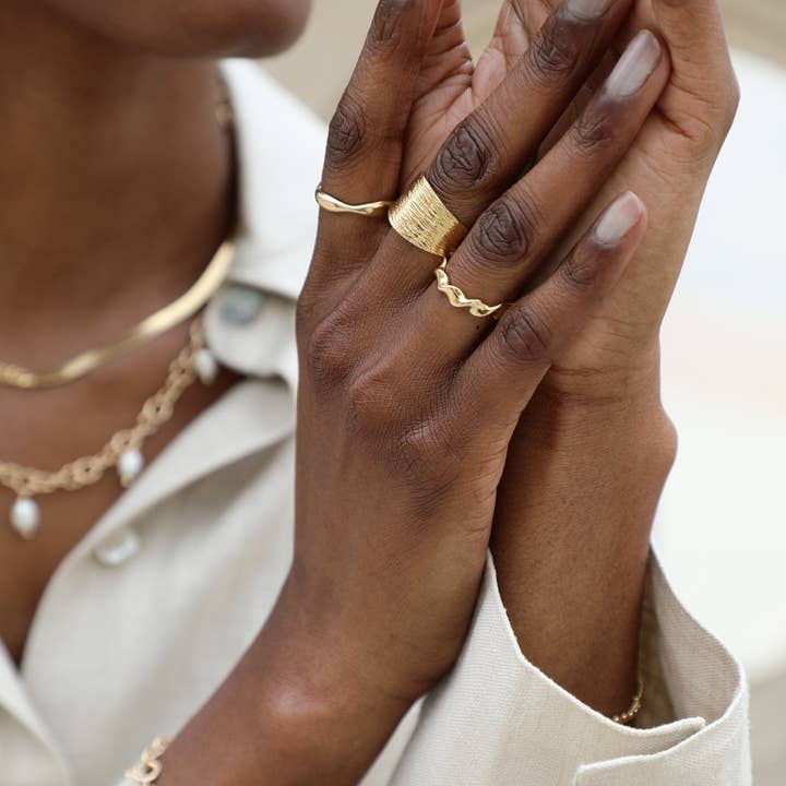 Waekura – Großhandel Cocktail-/Statement-Ring – Dana M ring2