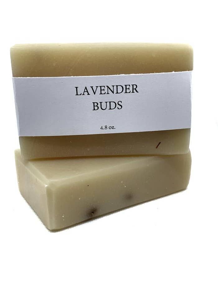 Lavender Buds for wholesale by Luxury Vela LLC