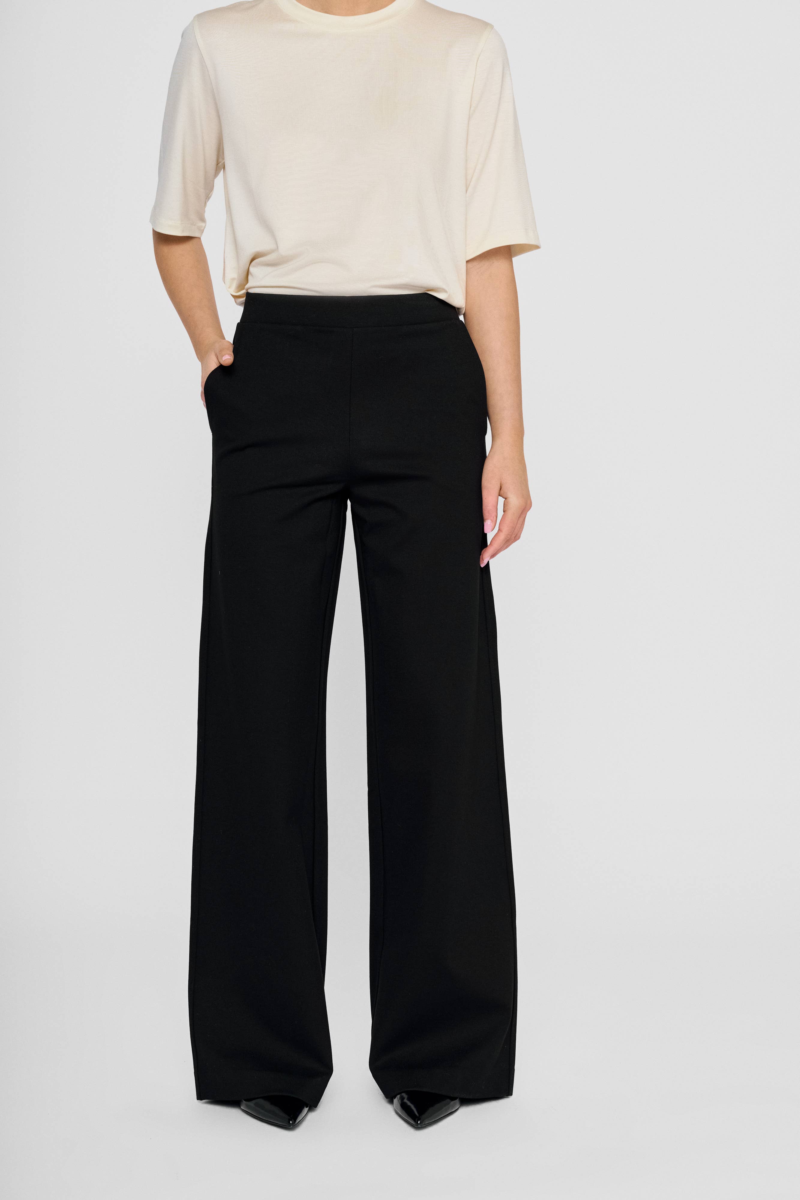 Leia Wide Pants – Black for wholesale on Faire2