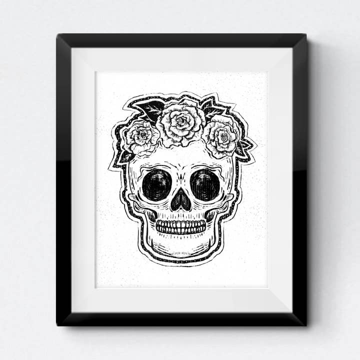 Imprimé Linocut Halloween imprimé crâne avec couronne florale pour la vente par Standish Design Studio