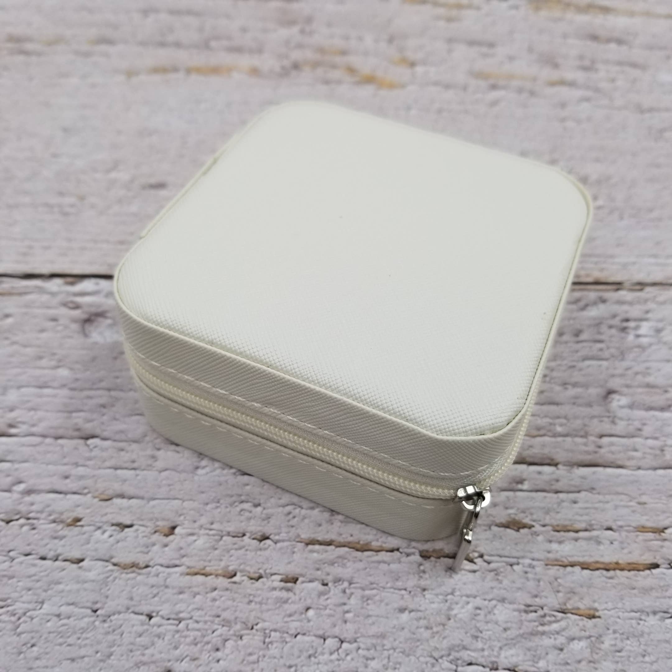 Treasure Wholesale – wholesale Jewellery box/organiser – Leather Jewelry Box With Mirrorr Organizer Box7