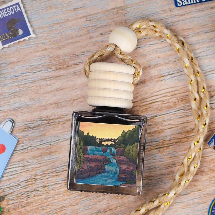 MINNESOTA – Car Diffuser Air Freshener | The Scenic Route Collection for wholesale by Tourist Products