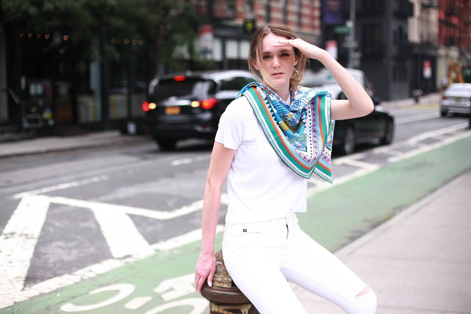 Jessie Zhao New York – wholesale Scarf – Women's – Silk Scarf of Reconstruction with Shapes in Blue2