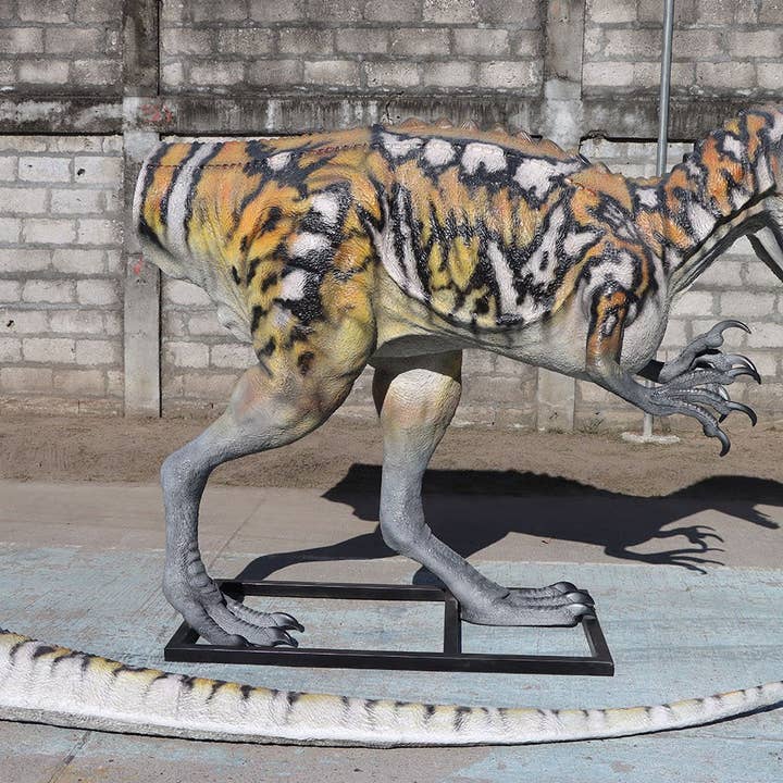 LM Treasures - Wholesale Figurine Toy - Kids - Australovenator Dinosaur Life Size Statue6