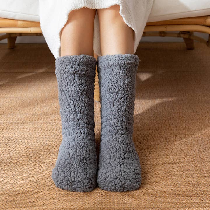 ACCITY - Wholesale Socks - Women's - WINTER WARM LEG COVERS PLUSH INDOOR SLIPPERS_CWMS07061