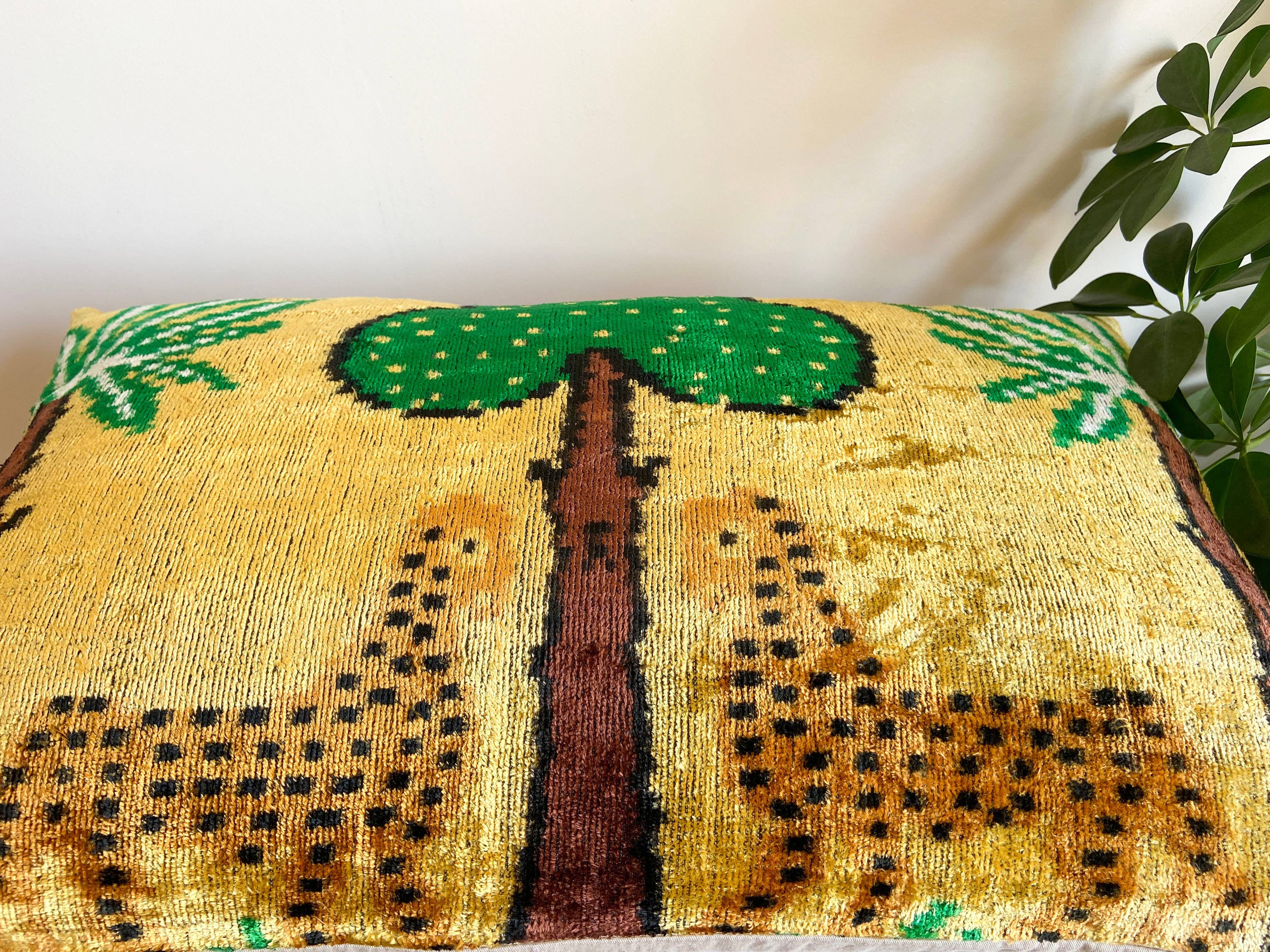 Ikat Atelier - Wholesale Throw Pillow Cover - Ikat Animal Tiger Pillow Cover, Ikat Cushion, Throw, Home4