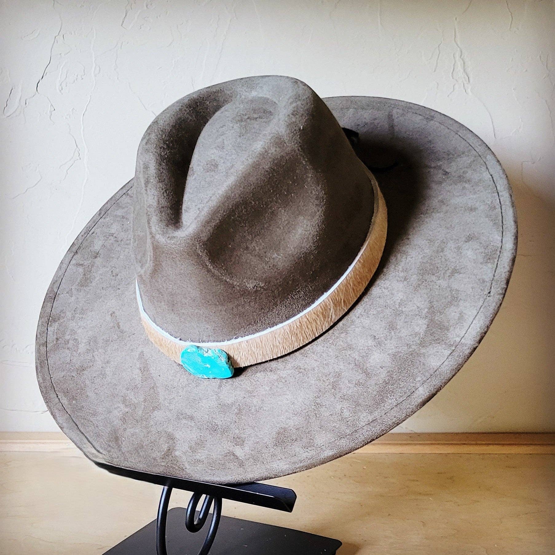 The Jewelry Junkie - Wholesale Fedora - Women's - Tan Hide w/ Turquoise Slab Leather Band + Choice of Boho Hat 985t3