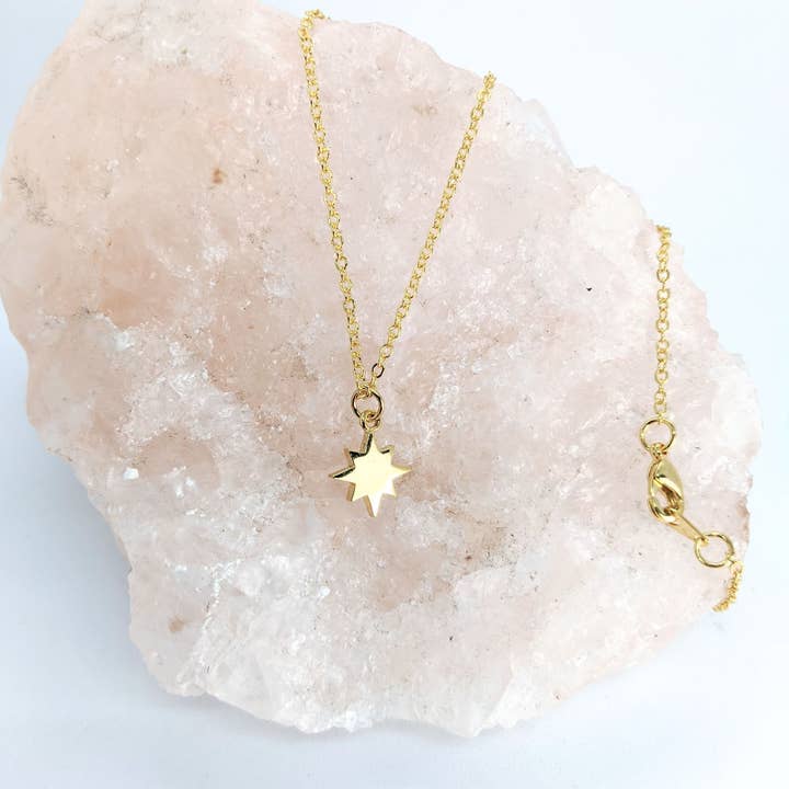 Collier Follow Your North pour la vente par Bliss Vibez