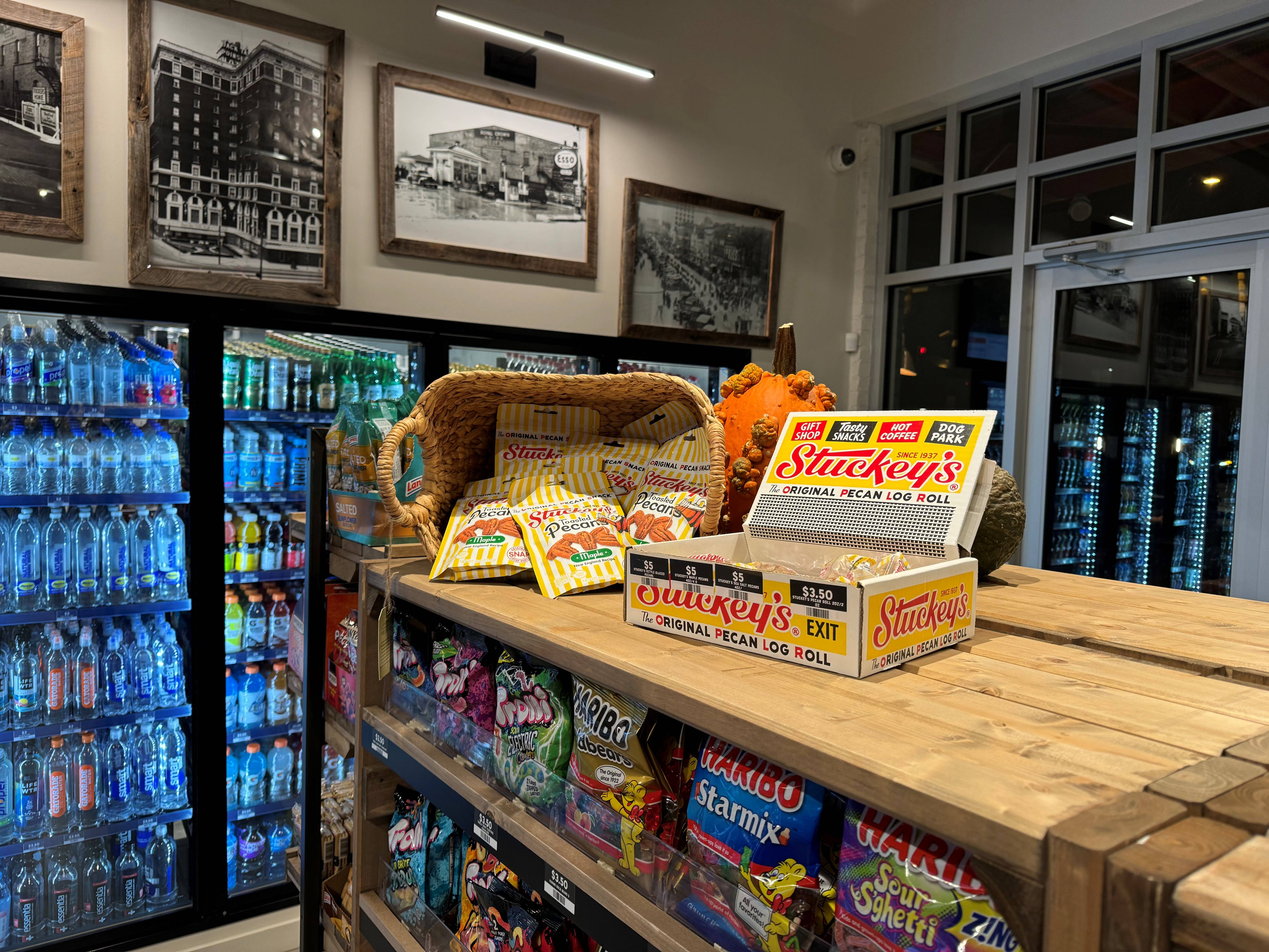 Stuckey's - Wholesale Nuts - Maple Pecans2