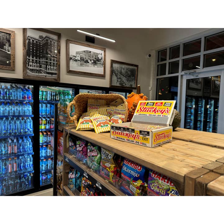 Stuckey's - Wholesale Nuts - Maple Pecans2