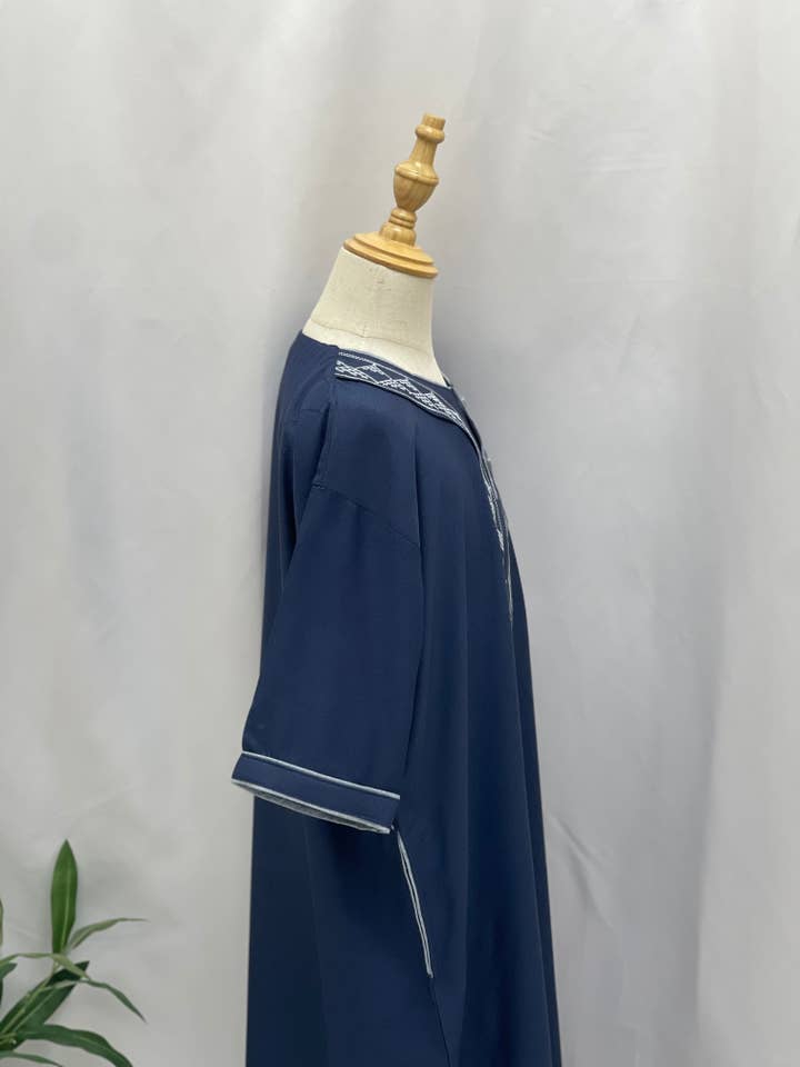 Palestinian Elegance - Wholesale Dress - Kids - Kids' High-Quality Thobe - Multiple Sizes and Colors10