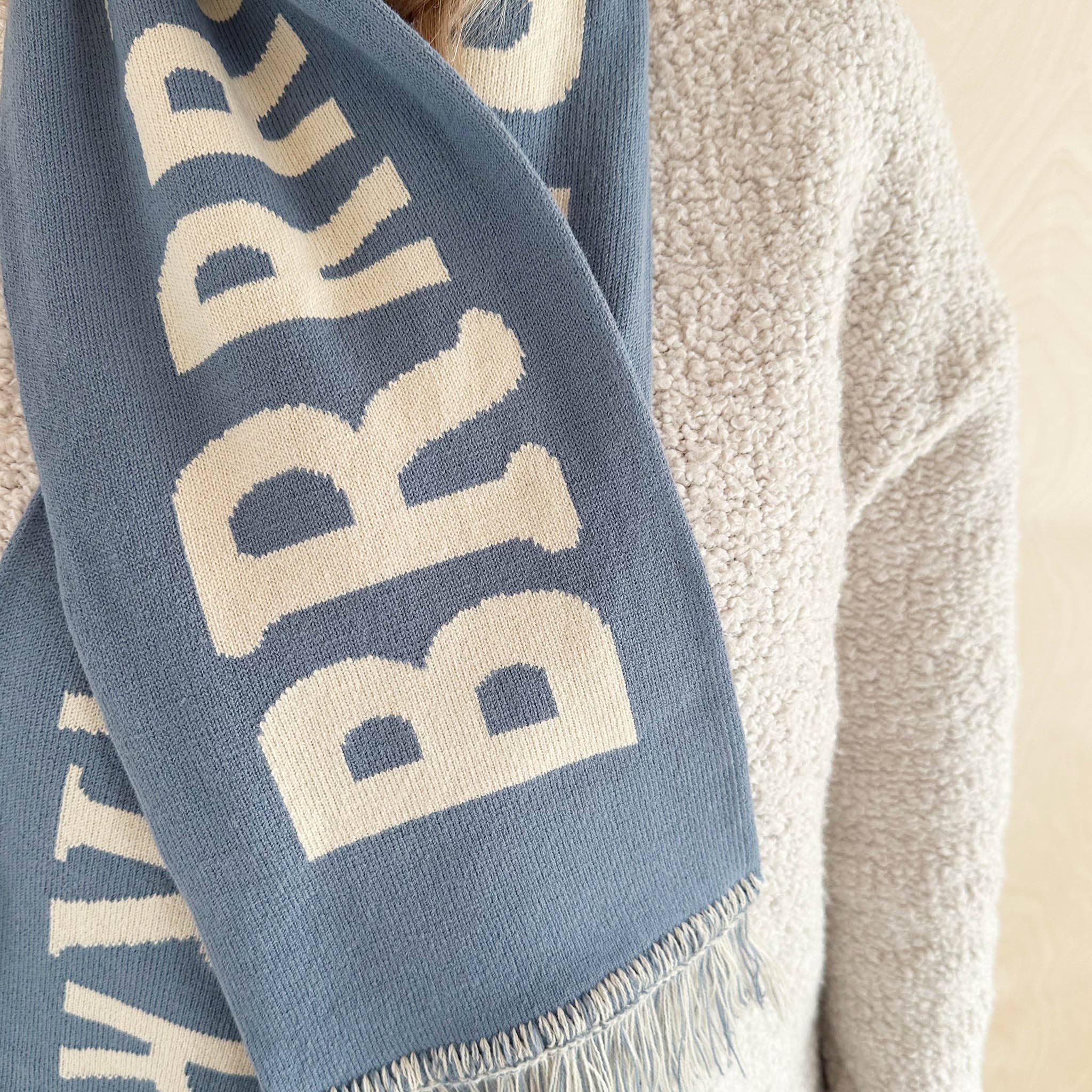 Alphabet Bags – wholesale Scarf – Unisex – BRRRRRRRR - Knitted Scarf5