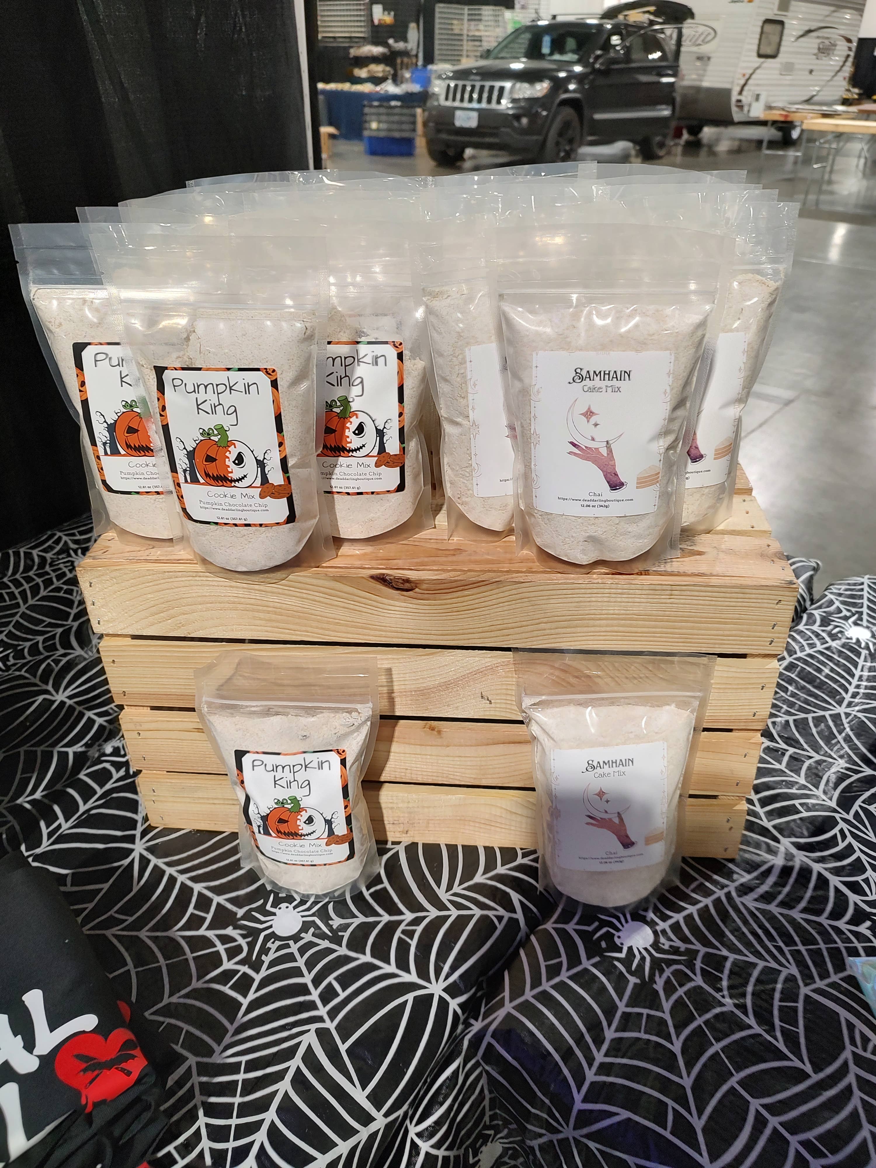 Dead Darling Boutique - Wholesale Cookie Mix - Pumpkin King Cookie Mix3