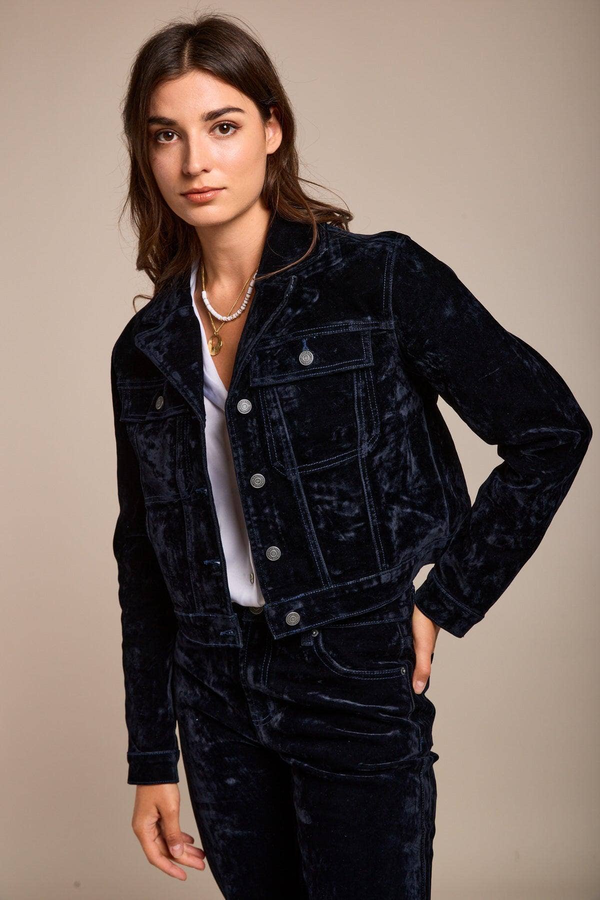 Bleu marine Toxik3 veste courte velours for wholesale on Faire1