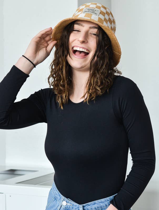 Mark Ashton Wholesale - Vente Bob – femme - Chapeau seau crocheté à carreaux des années 902