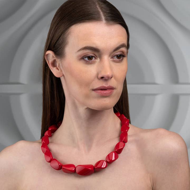 Namana - Vente Collier de perles - Collier Twisted Red Chunky Statement pour femme2