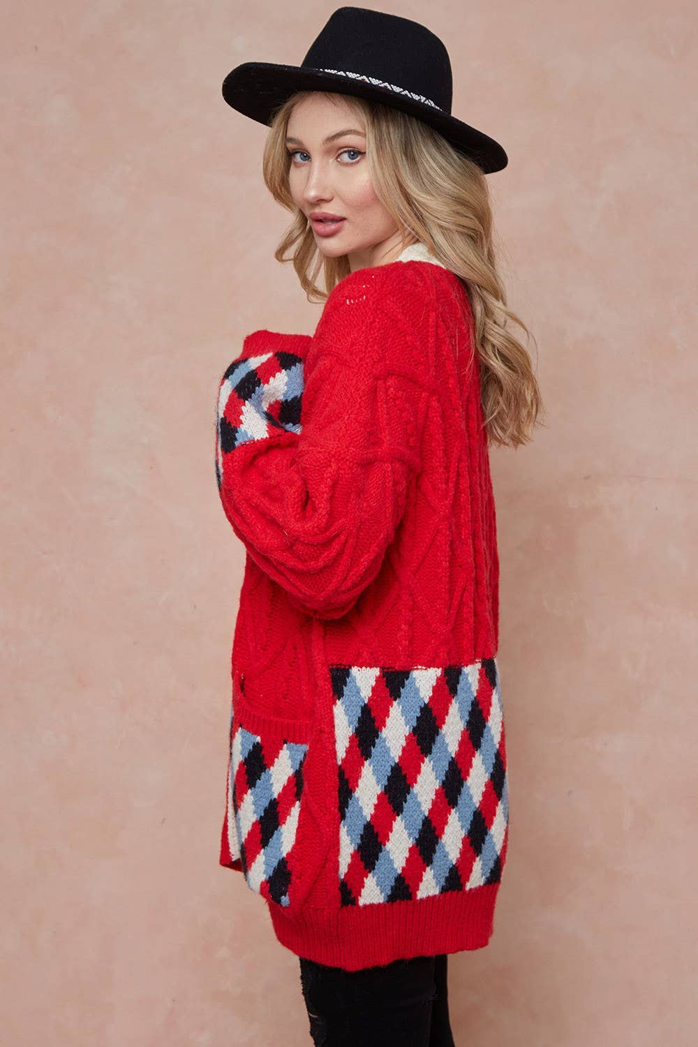 BNS - Wholesale Cardigan - Women's - Red Argyle Patterned Pocket Knit Sweater Cardigan2