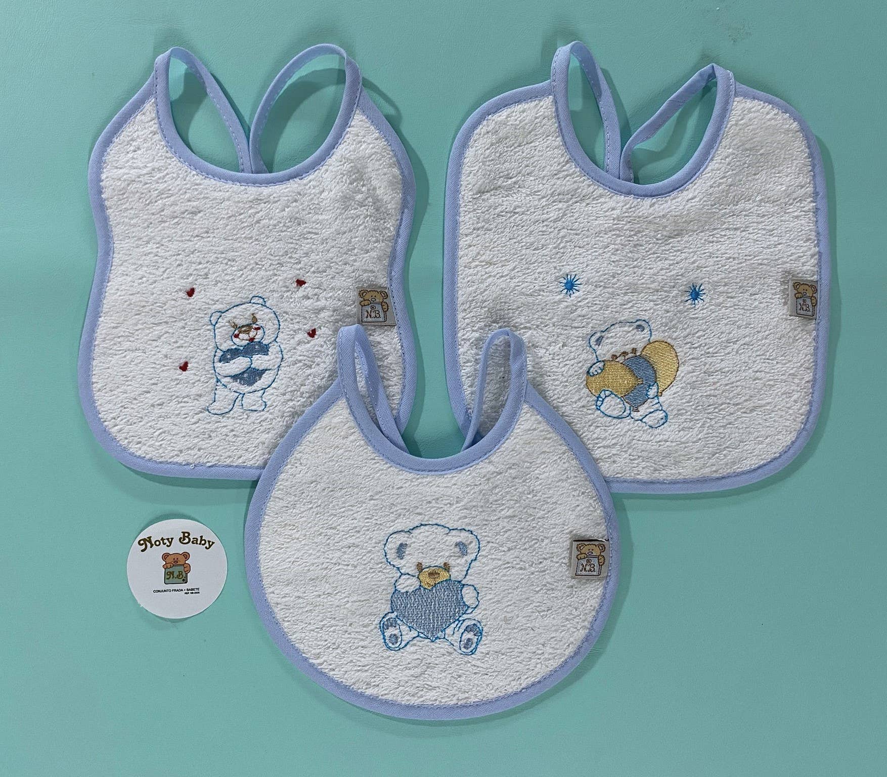 Noty Baby – wholesale Bandana bib – Set of 3 embroidered baby bibs1