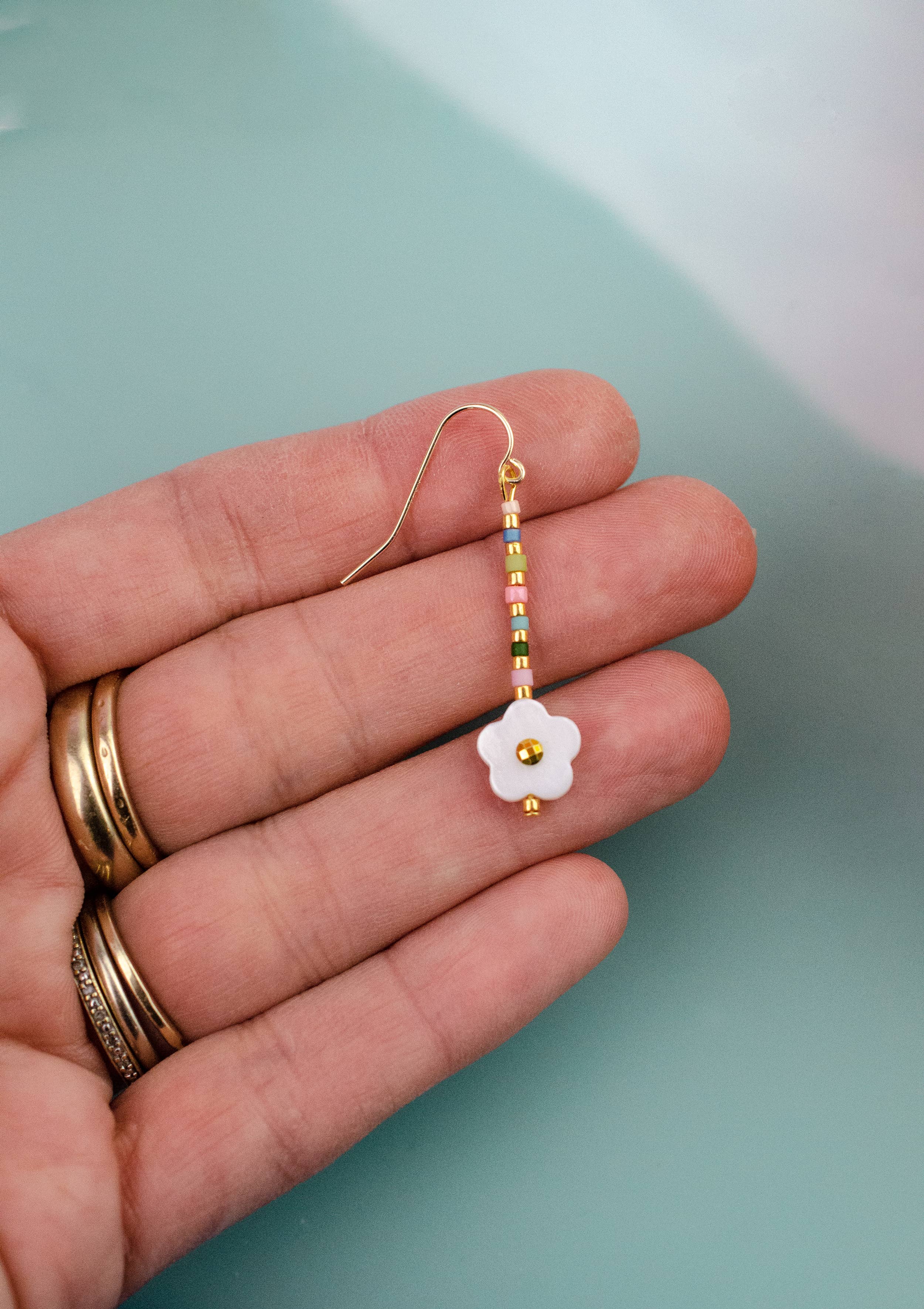 Jill Makes - Wholesale Dangle Earrings - Dainty Shell Rainbow Flower Earrings5