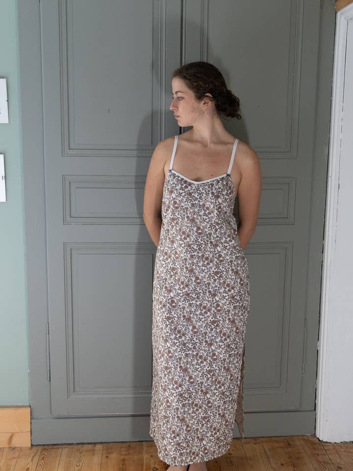 ROBE LONGUE en 100% coton CHLOE pour la vente par Fleurs Pois et Cie