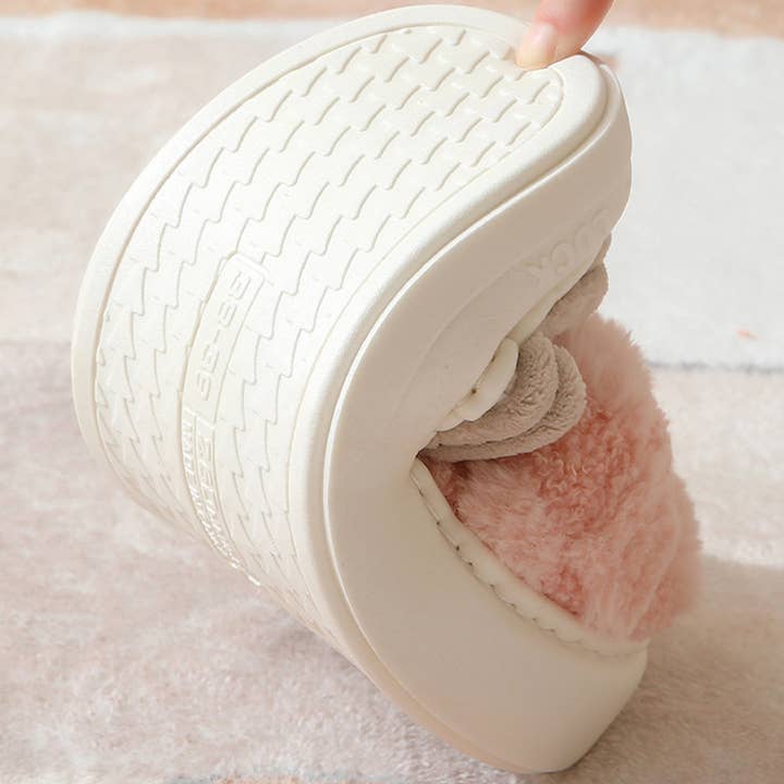 ACCITY - Wholesale Slippers - Women's - Checkered Fuzzy Warm Slippers – Cozy & Stylish_CWSHS0270
