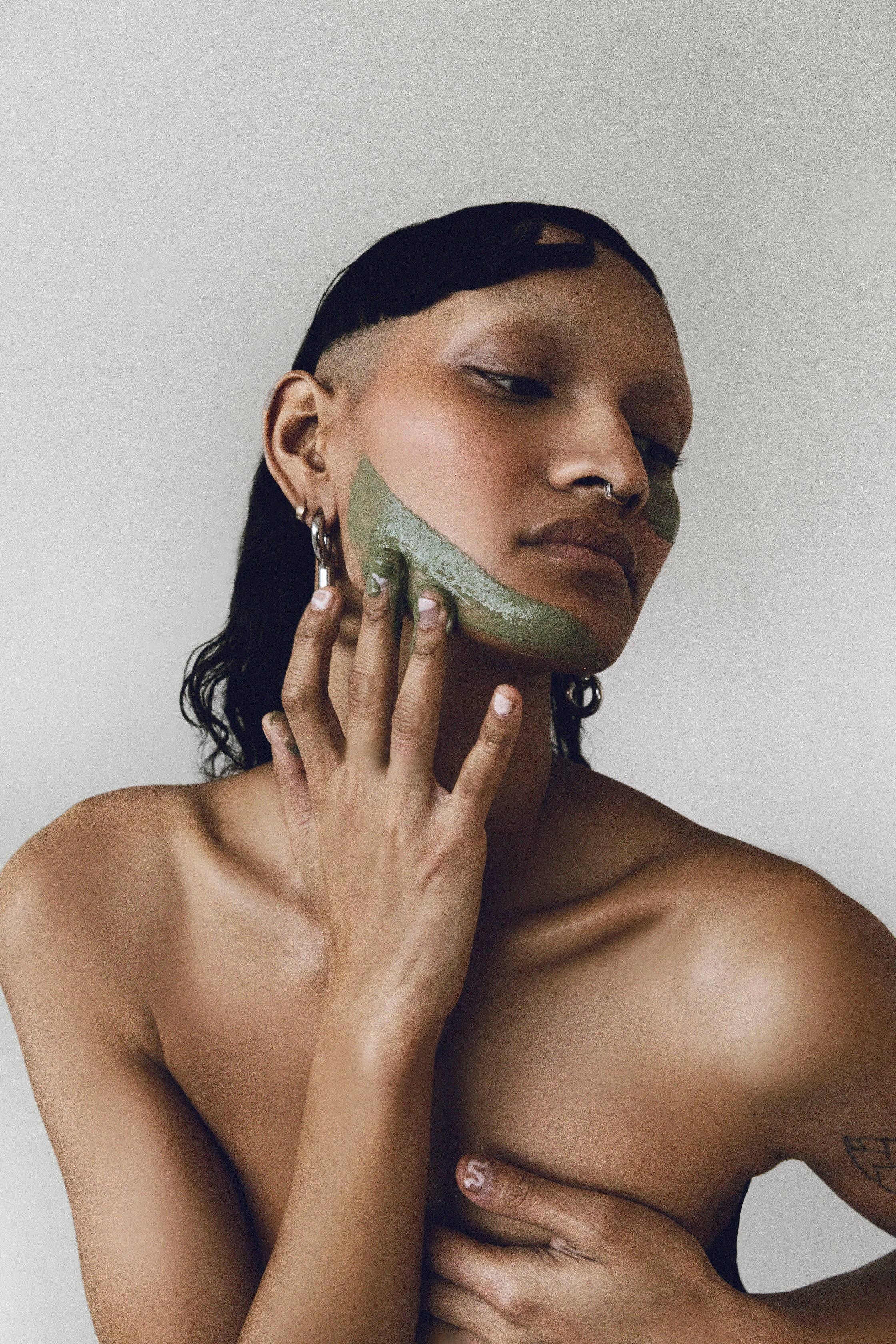 Menos Mas - Wholesale Skincare Face Mask - Matcha Mint Purifying Mask & Exfoliant2