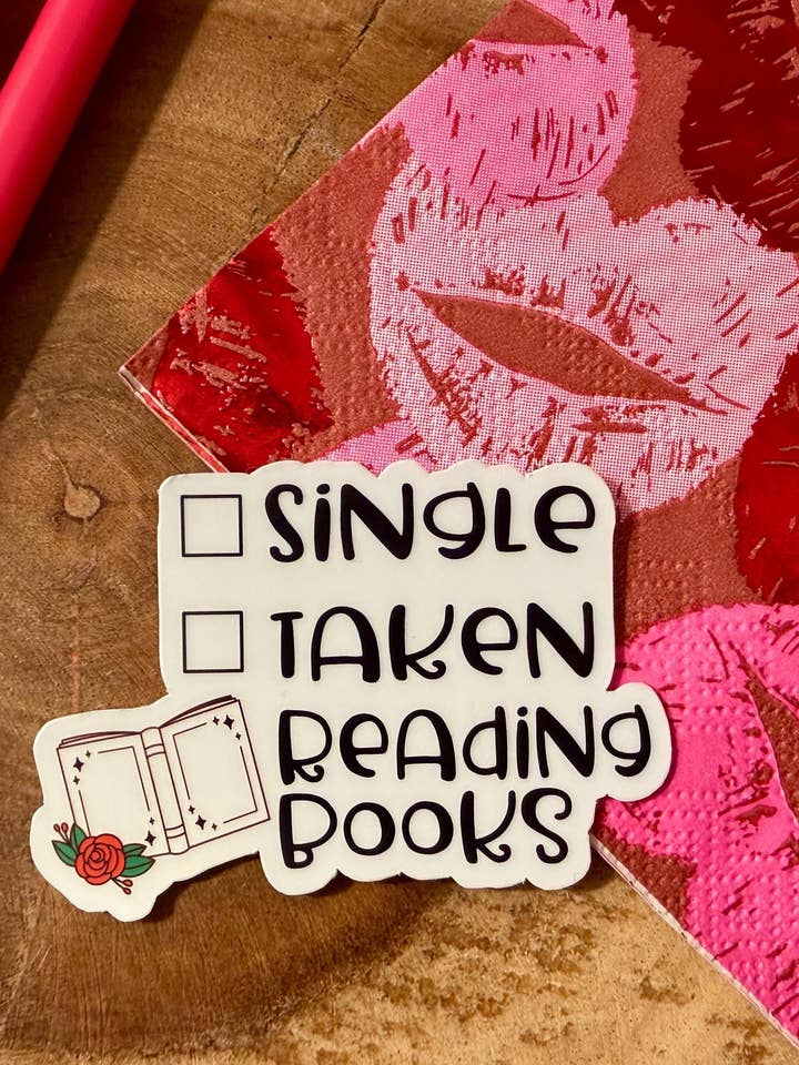 Soltera Ocupada Leyendo Libros Pegatina| Pegatinas de Libros| Día de las Amigas| Regalos para Amantes de los Libros| Romance Picante| Leyendo Erótica| Calcomanías para Club de Lectura para venta al por mayor de The Haus of Holly