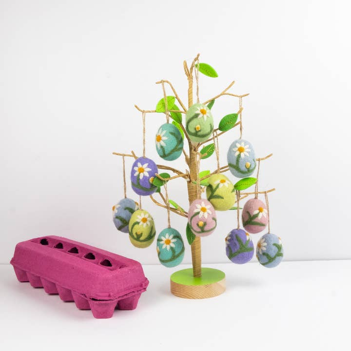 The Winding Road - Wholesale Decorative Tabletop Object - Ornament - Easter Eggs with Embroidered Flowers5