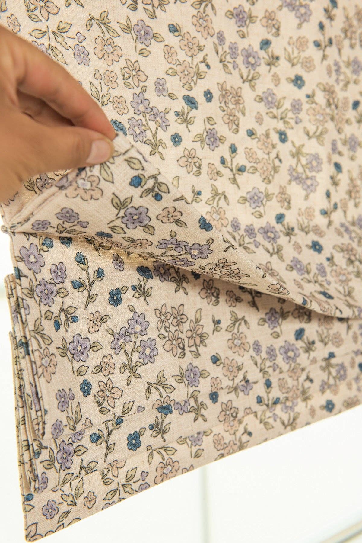 Lanting Home Decor Inc. - Wholesale Curtain - Custom Faux Roman Shades Vintage Petite Garden Drapery Style4