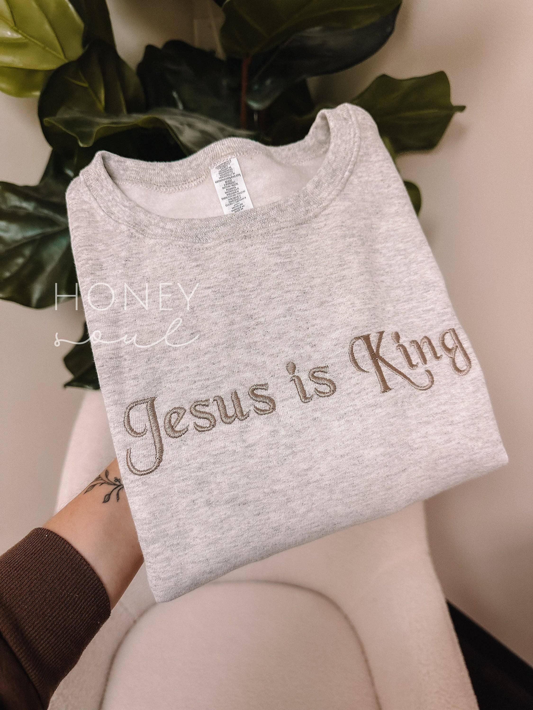Honey Soul LLC - Wholesale Sweatshirt - Unisex - Jesus is King Embroidered Sweatshirt3