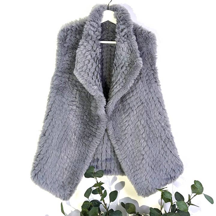 Tempest Designs - Wholesale Outerwear Vest - Women's - Luxury faux fur gilet (S-M)5