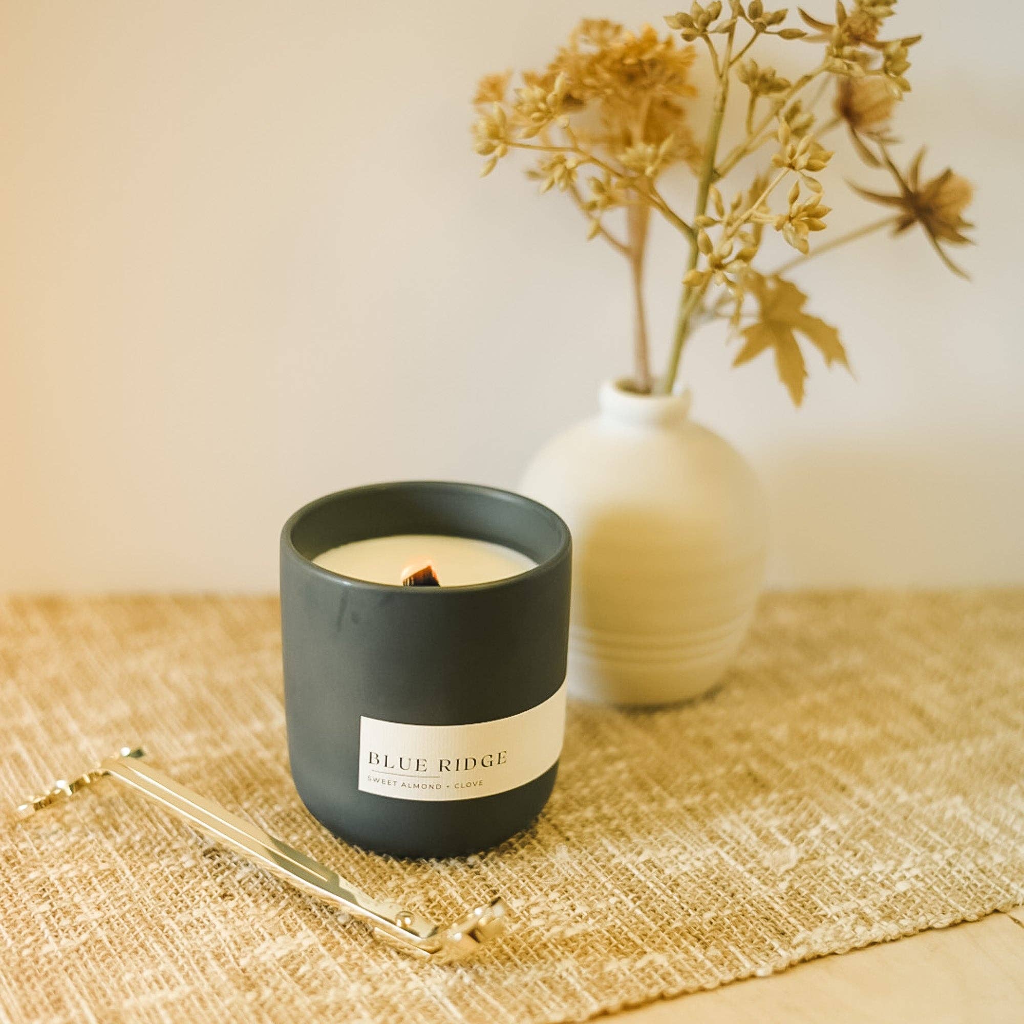 Solana - Wholesale Jar/Filled Candle - Blue Ridge Candle (Matte Charcoal Ceramic)