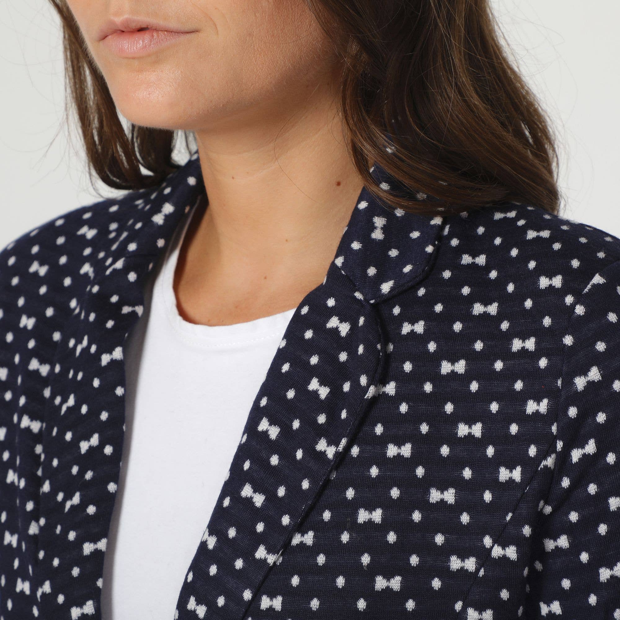 BanBat - Wholesale Jacket - Women's - Design jacket with ties Ref: SI-2600383