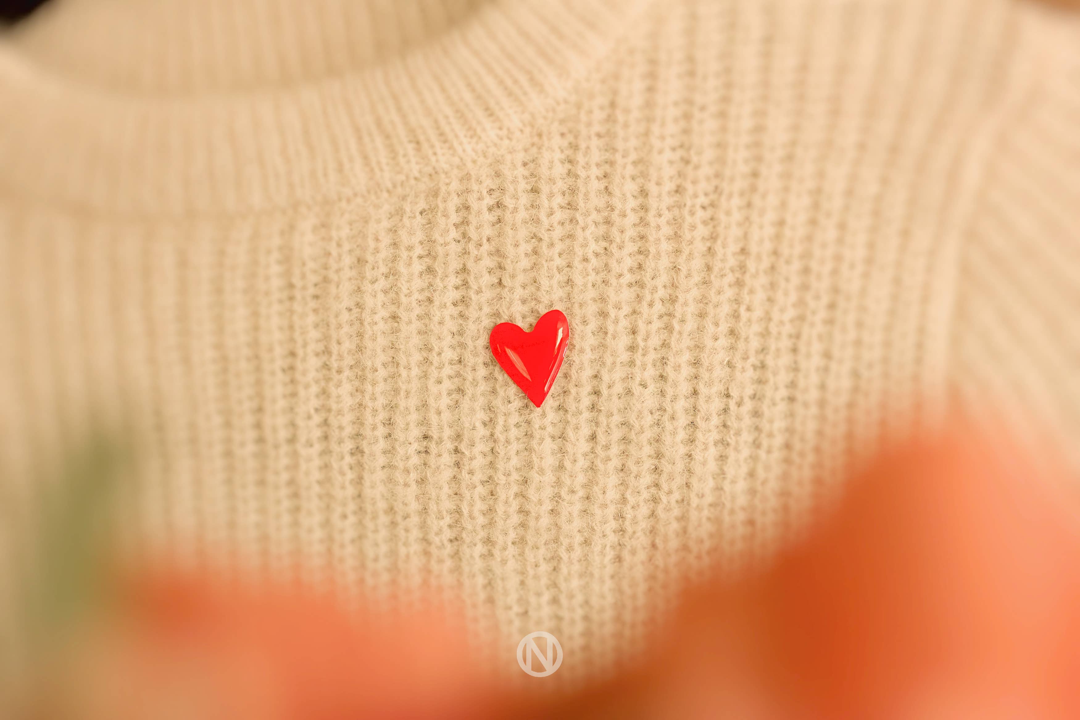 Naoi - Wholesale Brooch - Red Heart Mini Pin Brooch - Handmade to Order