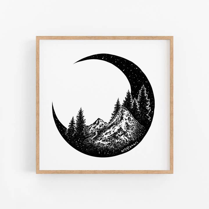 Kaari & Co. – Großhandel Kunstdruck – Berg und Wald Crescent Moon Kunstdruck