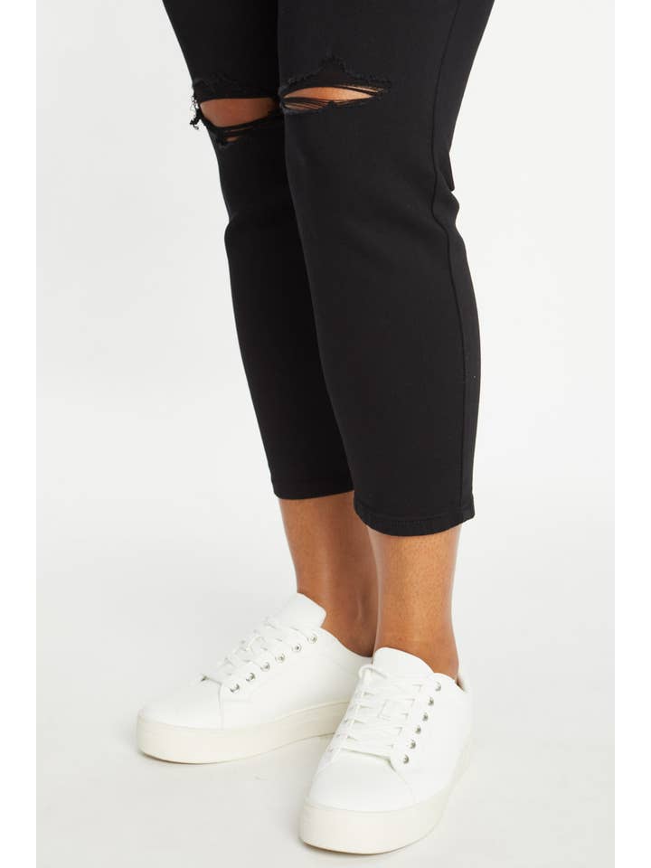 Black OPEN PACK Plus Size Distressed Ankle Grazer Jeans WEP3282XL for wholesale on Faire6