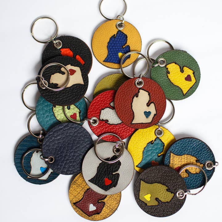 Mend on the Move - Wholesale Keychain - Unisex - On the Move Leather Keychain4