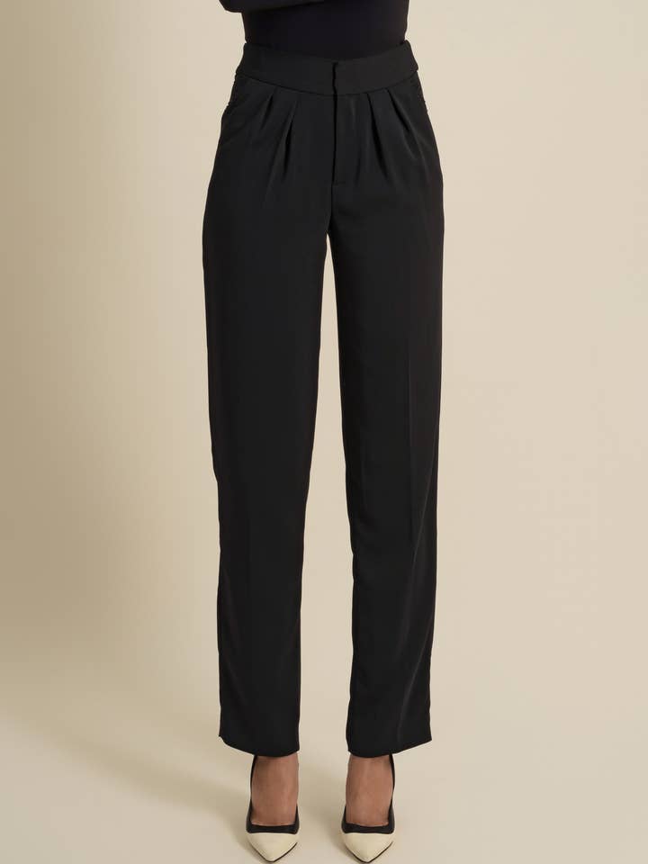 Medusa broek in zwart voor wholesale door Contessa Mills LLC