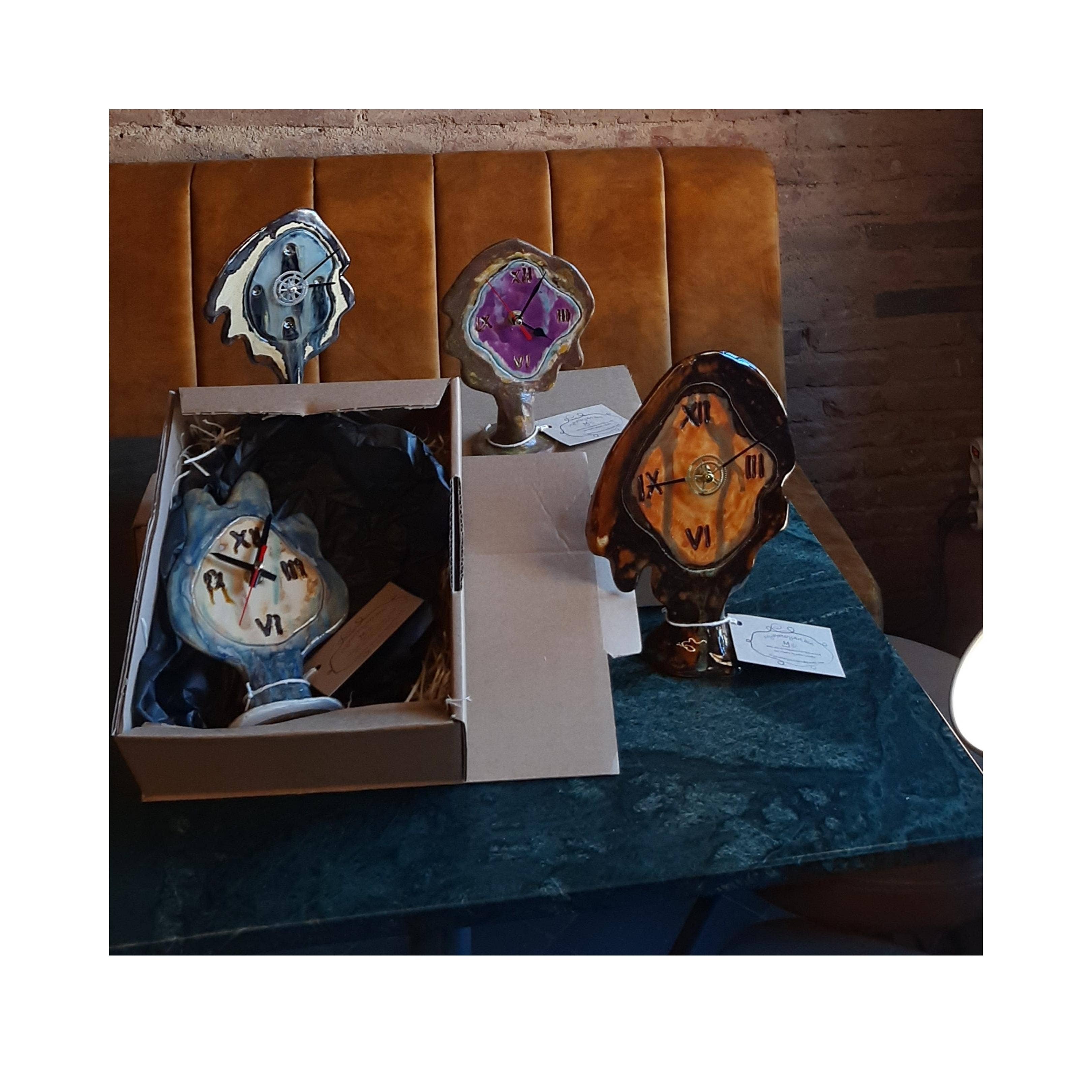 Mypotteryart.bcn – wholesale Desk clock – Ceramic clock for table/single piece3