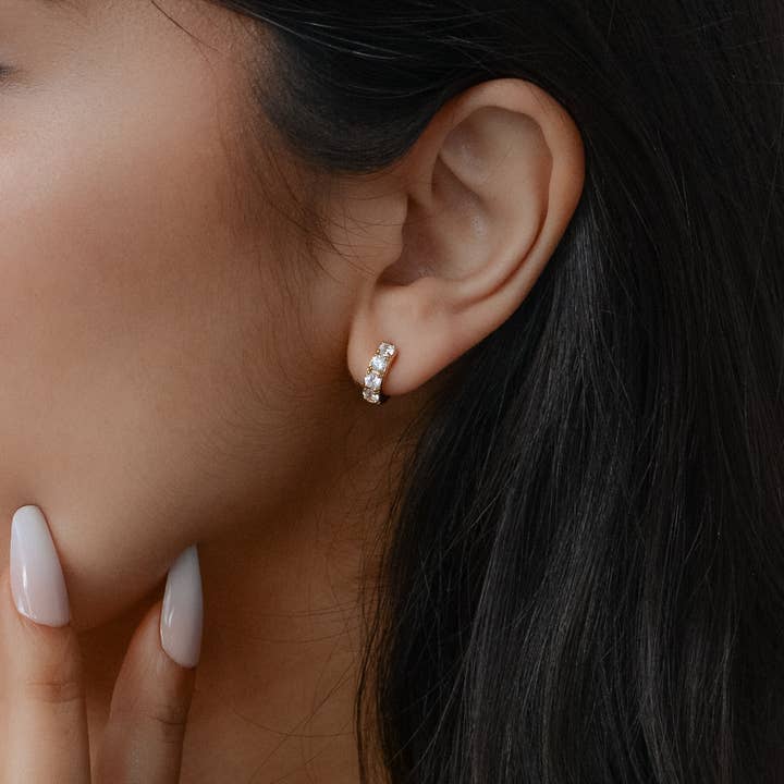 Honey Pave Huggies for wholesale by Au 79