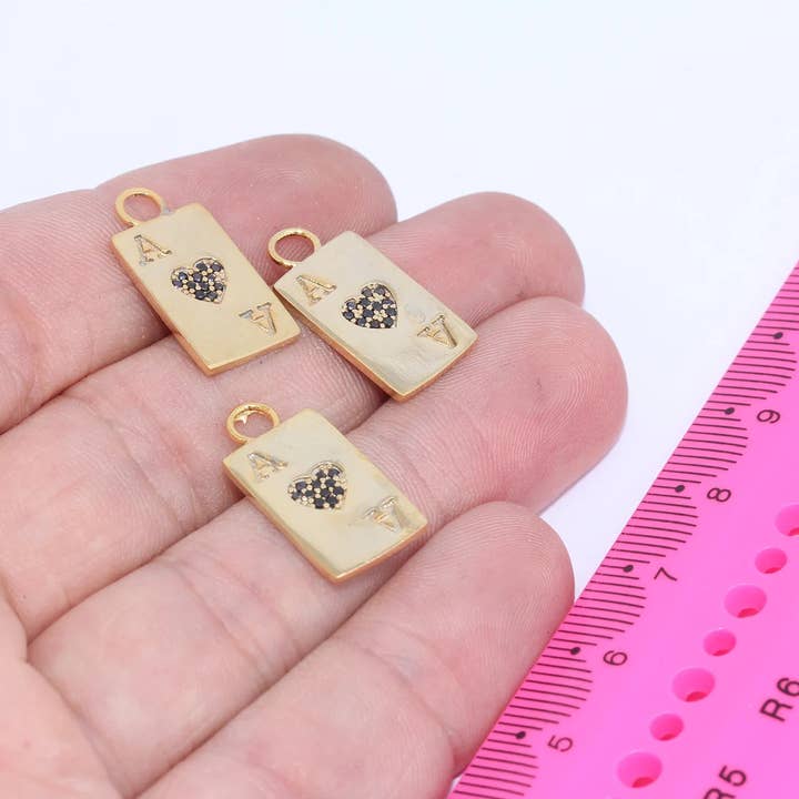 Charms Cadeaux Joueur de Poker en Or Brillant 24k CZ 11x21mm, MLS349 pour la vente par QueenJewelryM