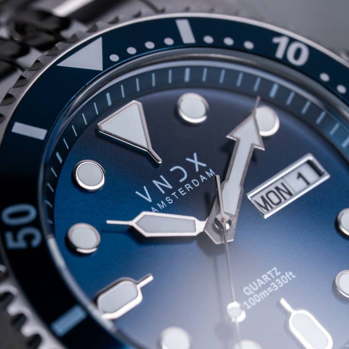 VNDX Amsterdam - Wholesale Wrist Watch - Men's - AMS. LXRY. Silver Blue2